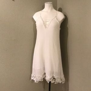 Cute white lined summer dress!